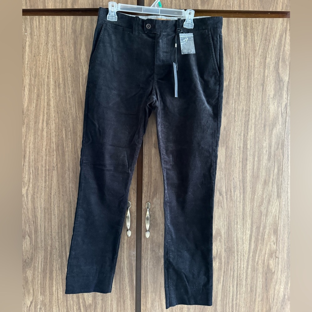 Nifty Genius “Thomas Corduroy Chinos” in Black Size 32/32